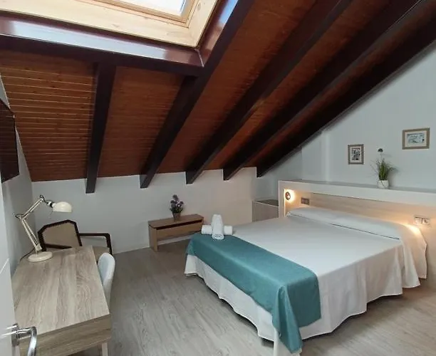 Turisticos Puerta Del Rastro 2-2 아파트