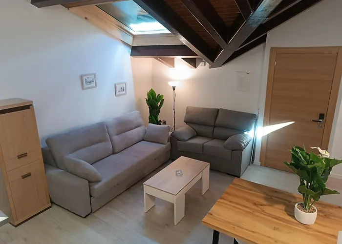 아파트 Turisticos Puerta Del Rastro 2-2 Ávila